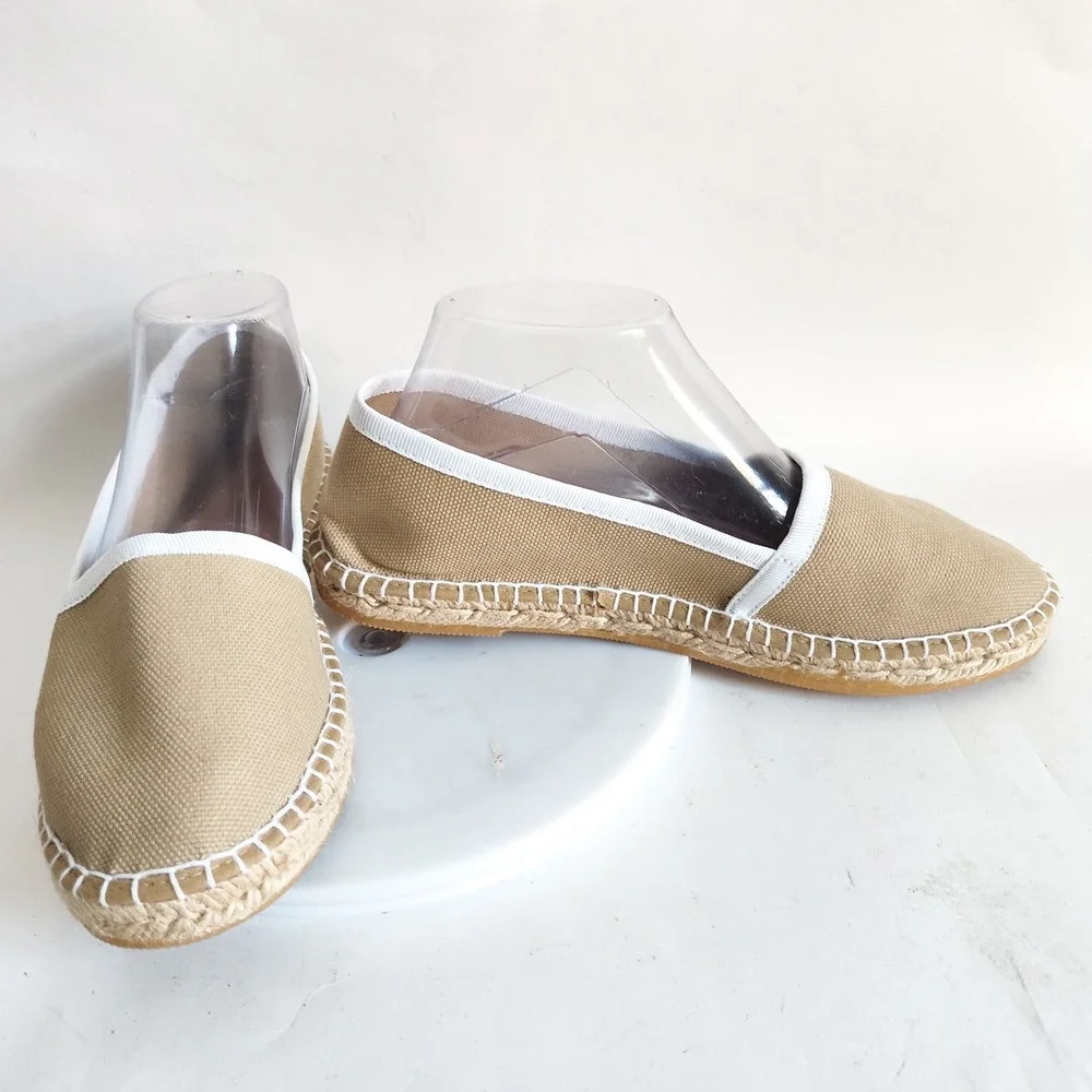Andre Assous Flats Size 9.5 / 40 Espadrilles Hemp Canvas Beige Tan Vegan Slip On
